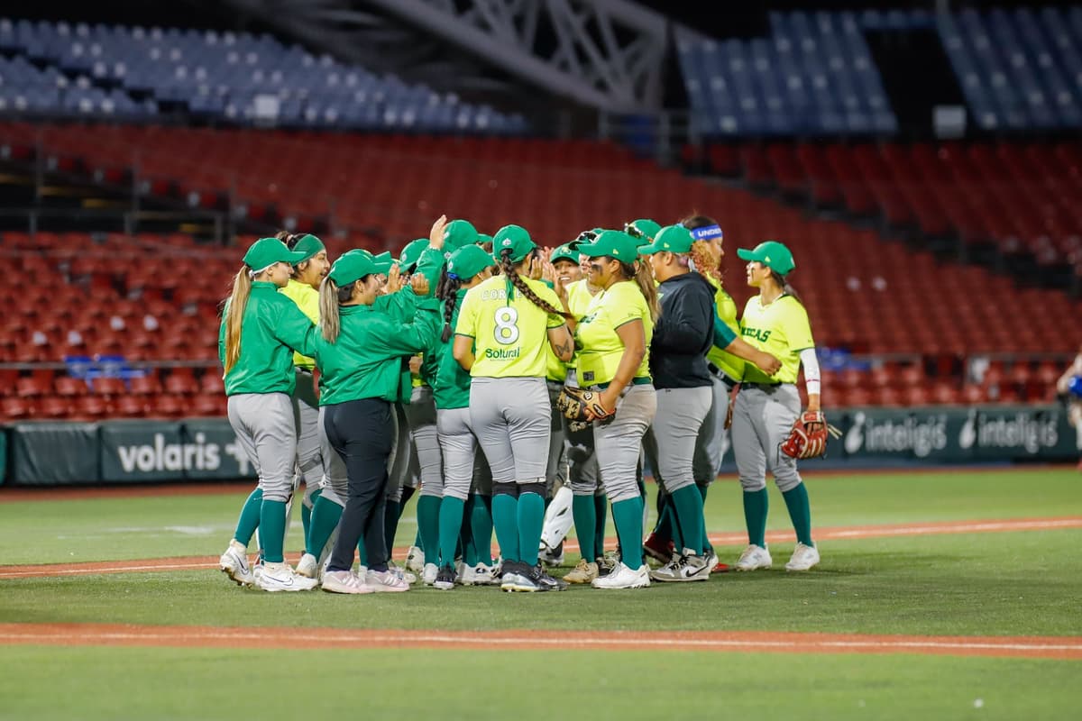 Charros caen en emocionante duelo ante Las Olmecas y dividen serie