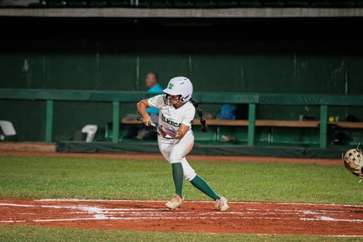 Las Olmecas pegan primero en su casa a Sultanes Femenil