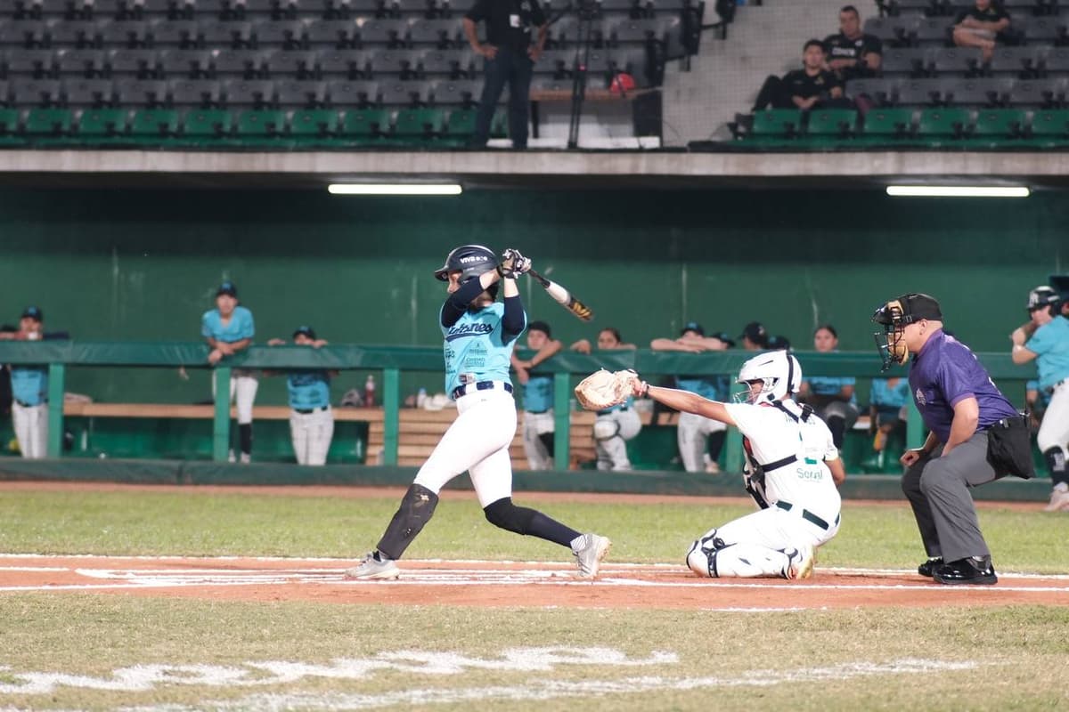 Sultanes Femenil viene de atrás para ganar