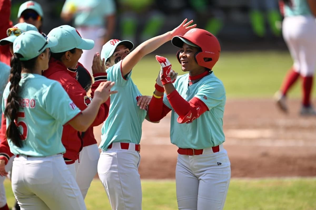 Campeonas individuales escarlatas