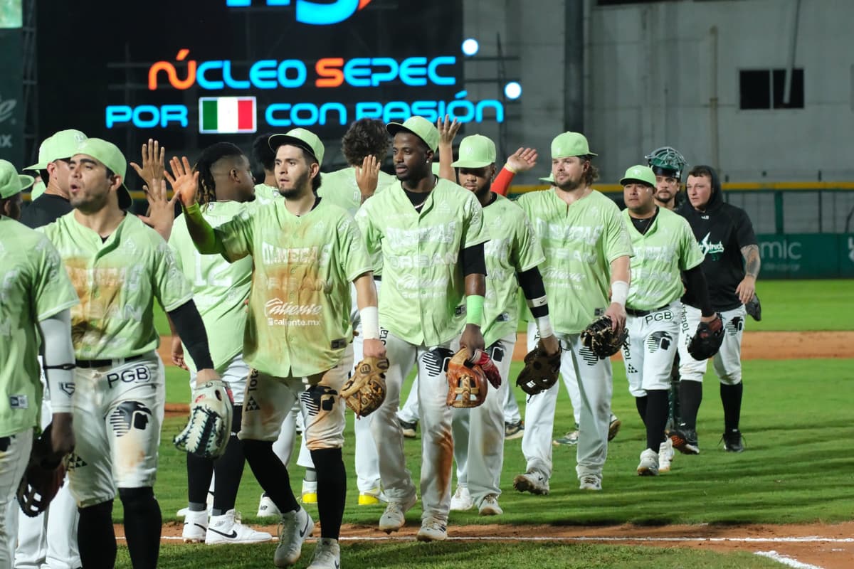 Dawel Lugo, en noche histórica, encamina triunfo Olmeca