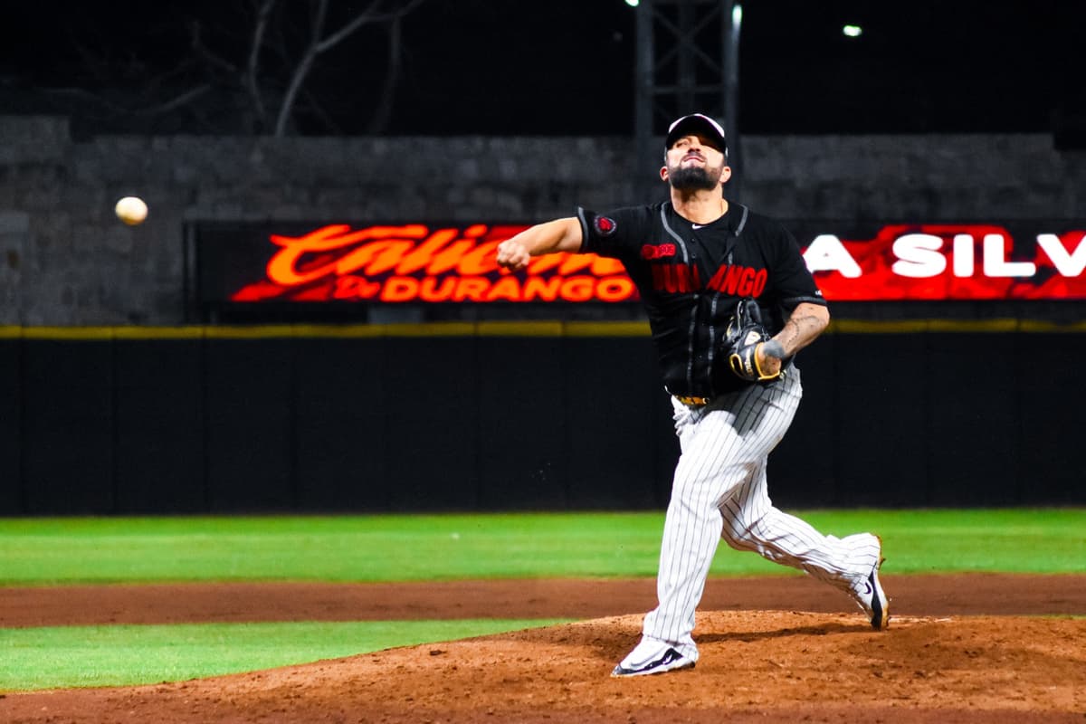 Caliente se impone en el primero de la serie a Rieleros