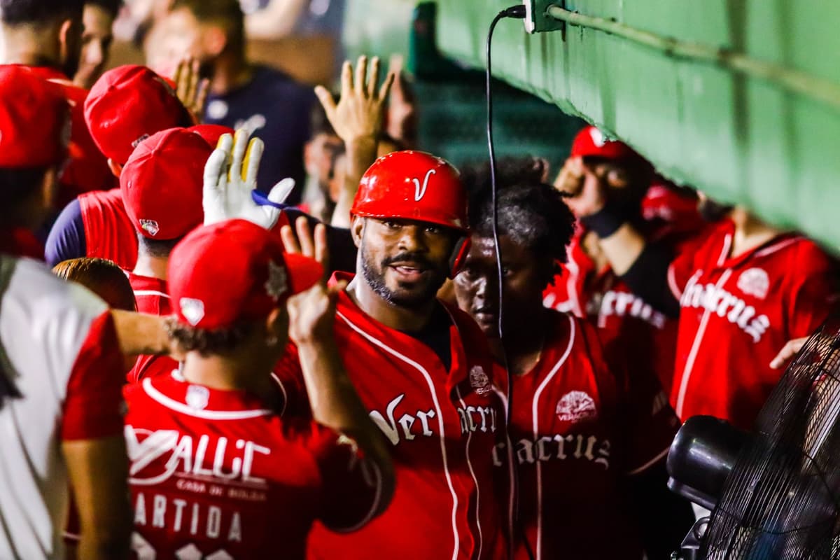 El Águila gana con poder a Leones