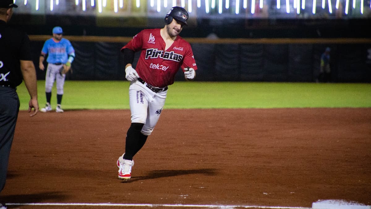 Los filibusteros se adueñan de la serie en casa