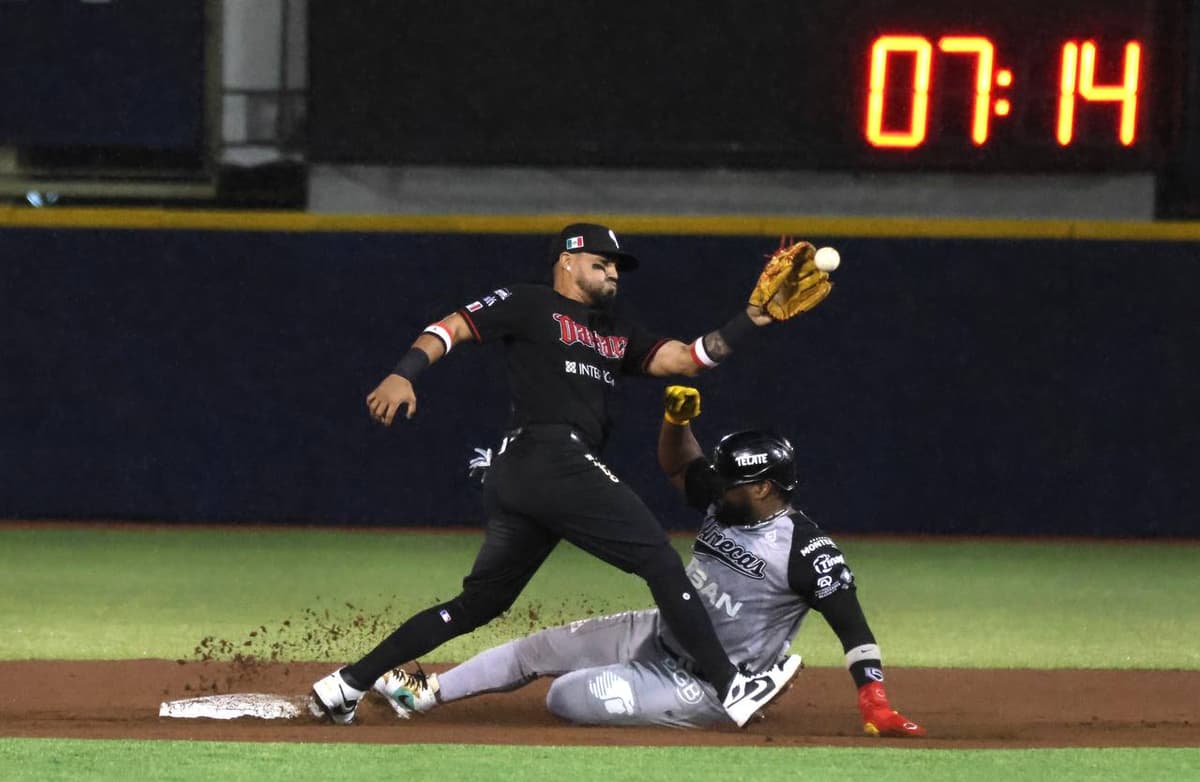 Chocos y bélicos dividen honores en la doble cartelera