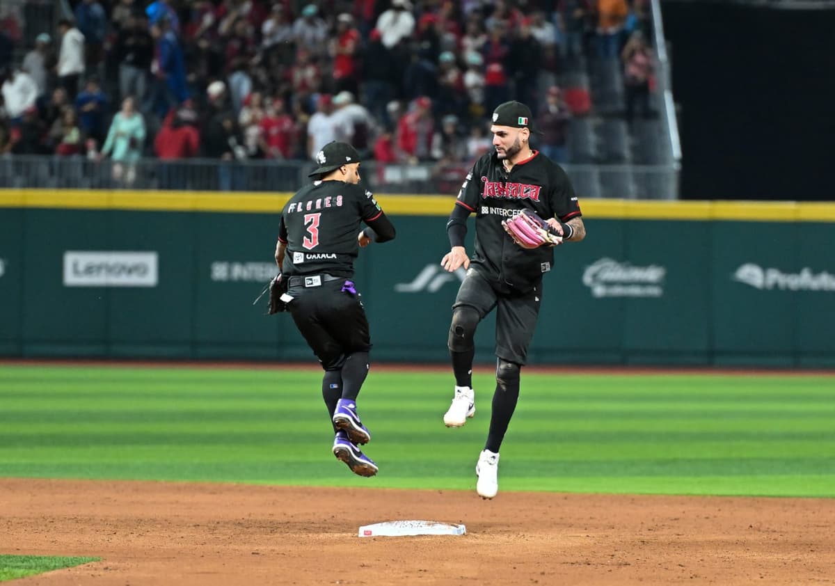 Guerreros pega primero al abrir la Serie de Campeonato