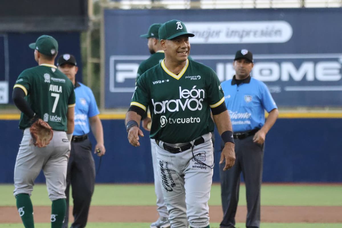 Bravos ratifica a Matías Carrillo como su manejador para 2025