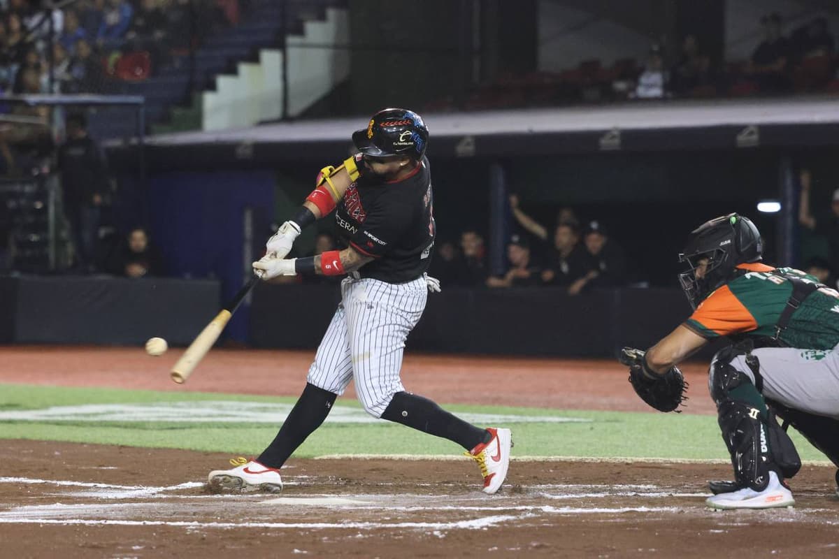 Los bélicos ganan y obligan el regreso a Yucatán