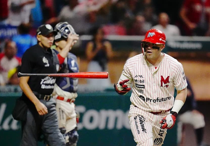 Inspiración en la lomita cortesía de Leal y dos jonrones de Ornelas ponen adelante 2-0 al México en la Serie del Rey