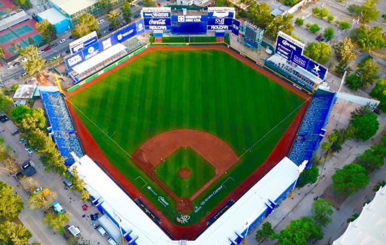 Óscar Romero toma el mando de la Revolución Rielera