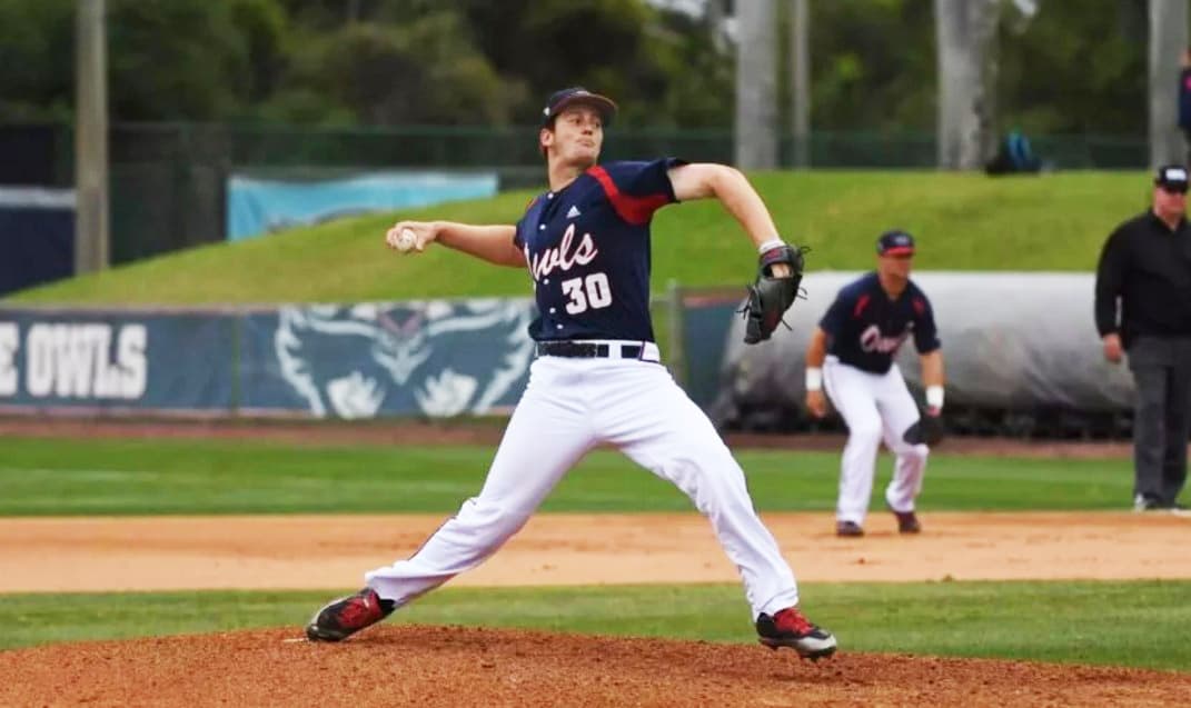 Kyle Marman llega al bullpen de Caliente para el 2025