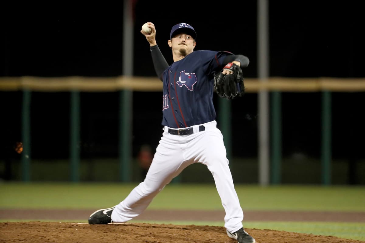 Nick Gardewine lanzará para Chihuahua